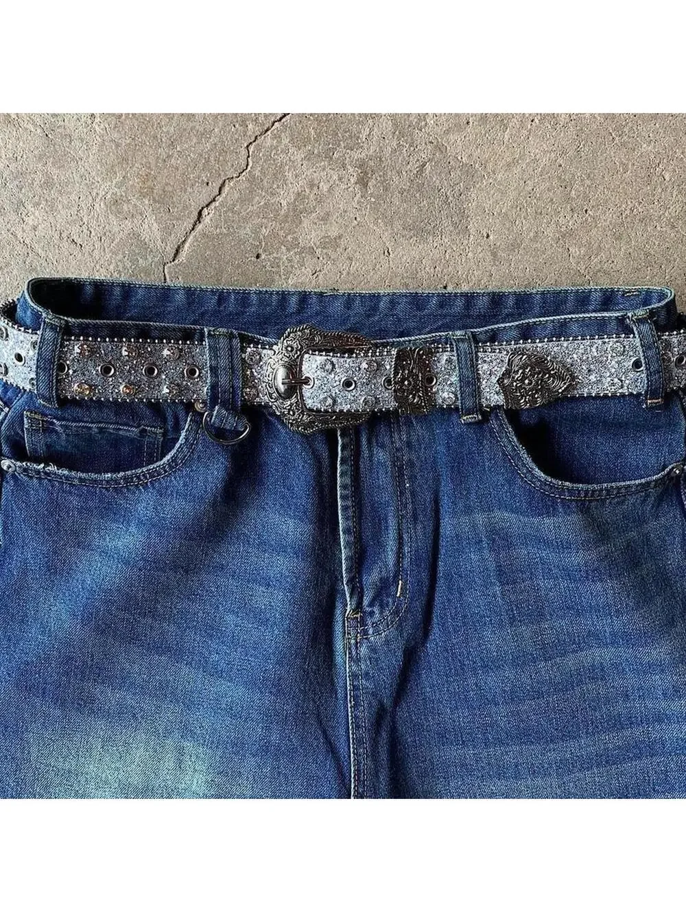 Cyber Y2k 2000s style rhinestone crystal grunge silver punk belt. Cool